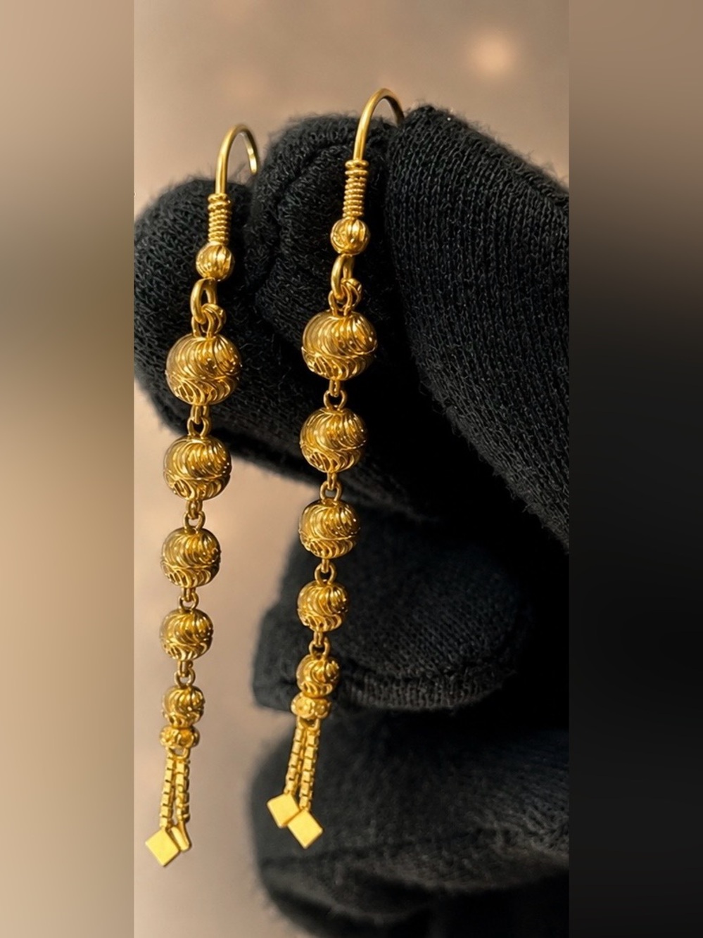 2k gold fish hook earrings